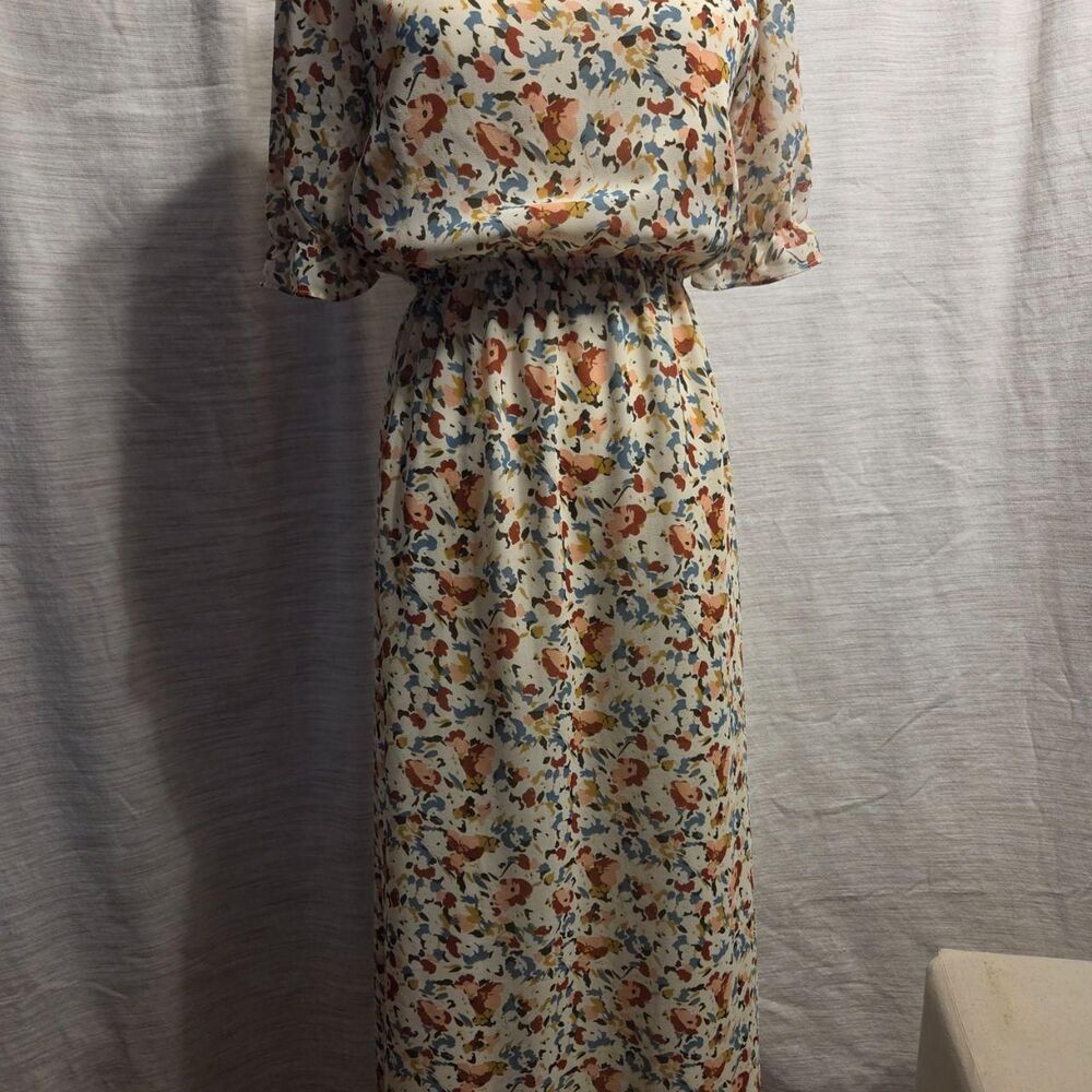 Hayden Los Angeles - Women's Vintage Inspired Cream Floral Smocked Dress